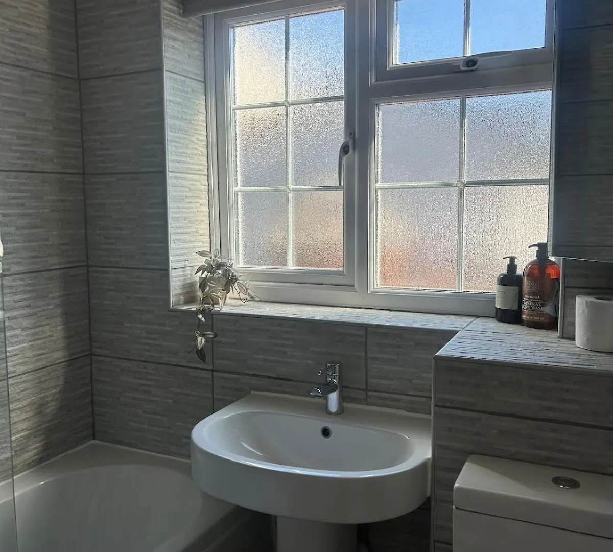 펜션 The Canal House Summer Getaway City Centre Cardiff Bay With Parking 영국